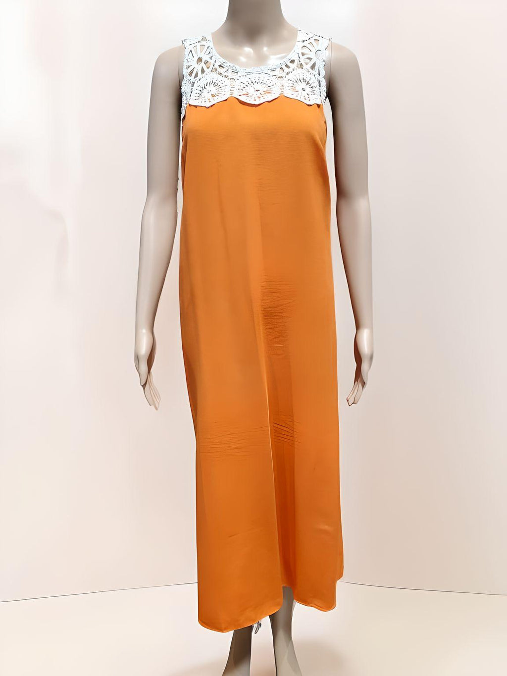 Sleeveless Long Dress with Crochet