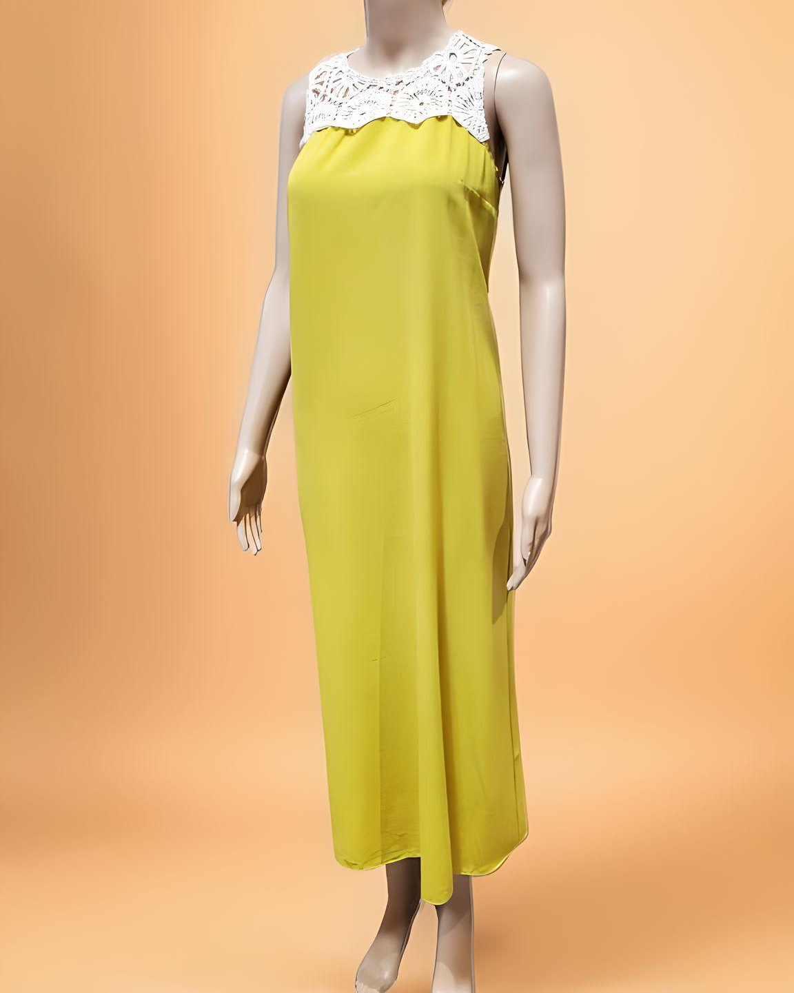 Sleeveless Long Dress with Crochet