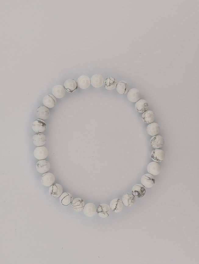 Howlite Bracelet — Chip, 6mm & 8mm Round Beads