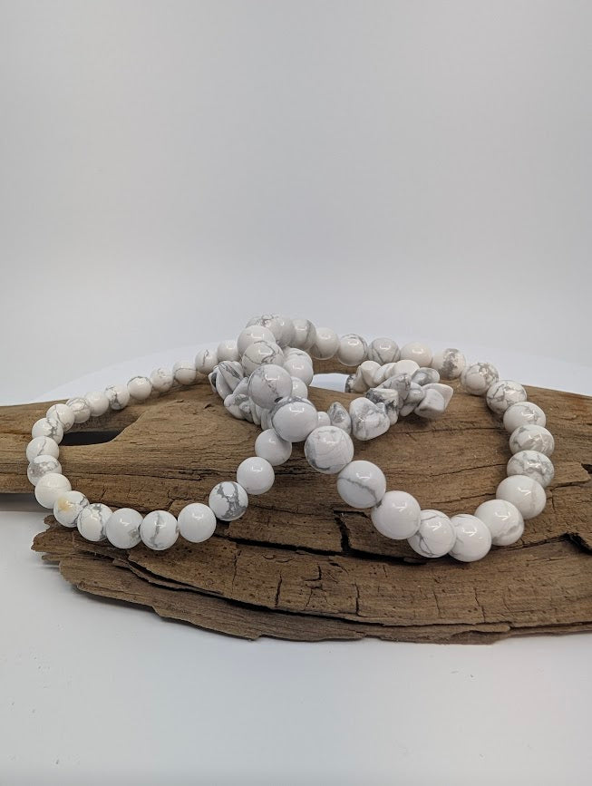 Howlite Bracelet — Chip, 6mm & 8mm Round Beads